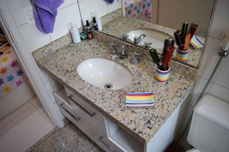 Apartamento à venda com 195m², 4 quartos e 4 vagasBanheiro Suite 4