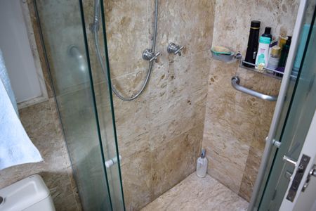 Apartamento à venda com 195m², 4 quartos e 4 vagasBanheiro Suite 2