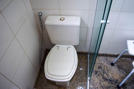 Apartamento à venda com 195m², 4 quartos e 4 vagasBanheiro Suite 1