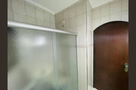 Casa à venda com 156m², 3 quartos e 3 vagasBanheiro 2