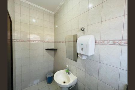Casa à venda com 156m², 3 quartos e 3 vagasBanheiro 3
