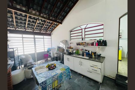 Casa à venda com 156m², 3 quartos e 3 vagasÁrea de Serviço