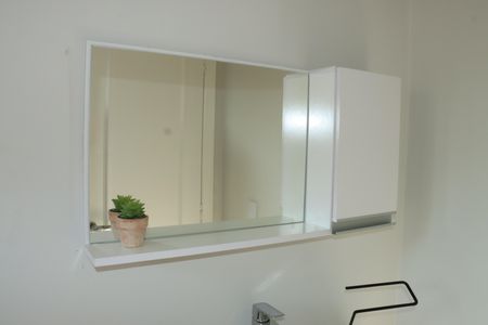 Casa de condomínio para alugar com 380m², 4 quartos e 4 vagasBanheiro da Suíte 1