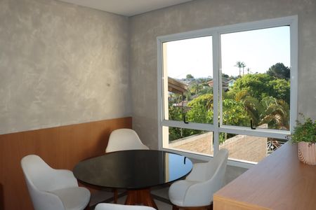 Casa de condomínio para alugar com 380m², 4 quartos e 4 vagasCozinha