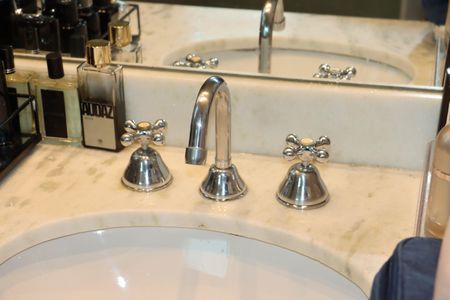 Casa de condomínio para alugar com 380m², 4 quartos e 4 vagasBanheiro da Suíte 4