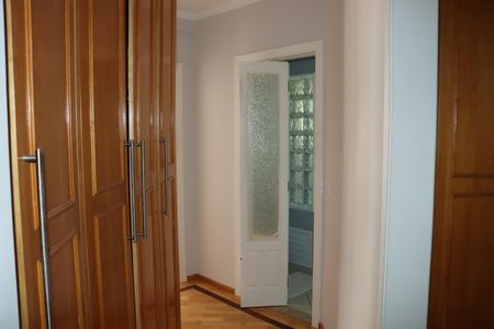 Casa de condomínio para alugar com 380m², 4 quartos e 4 vagasSuíte 4