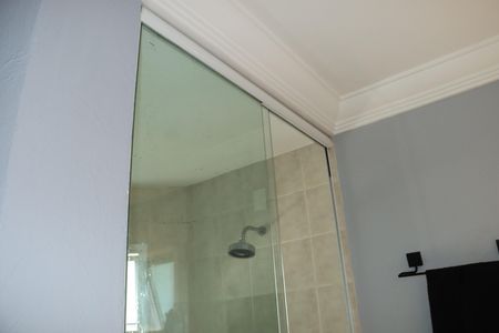 Casa de condomínio para alugar com 380m², 4 quartos e 4 vagasBanheiro da Suíte 4