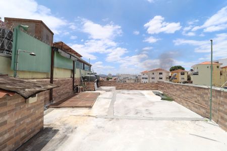 Casa para alugar com 75m², 2 quartos e 1 vaga Casa para alugar com 75m², 2 quartos e 1 vagaCobertura
