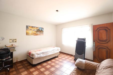 Casa para alugar com 75m², 2 quartos e 1 vaga Casa para alugar com 75m², 2 quartos e 1 vagaSala