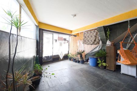 Casa para alugar com 75m², 2 quartos e 1 vaga Casa para alugar com 75m², 2 quartos e 1 vagaGaragem