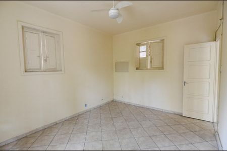 Casa para alugar com 112m², 3 quartos e 1 vagaQuarto 1