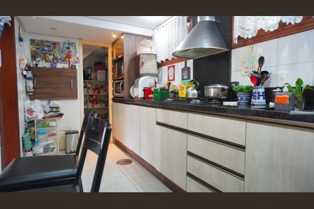 Casa à venda com 274m², 3 quartos e 4 vagasCozinha 