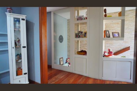 Casa à venda com 274m², 3 quartos e 4 vagasSala 2