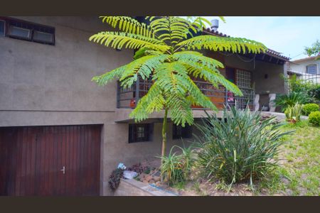 Casa à venda com 274m², 3 quartos e 4 vagasFachada 