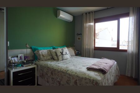 Casa à venda com 274m², 3 quartos e 4 vagasSuite 2