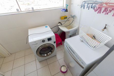 Apartamento à venda com 91m², 2 quartos e 1 vaga Apartamento à venda com 91m², 2 quartos e 1 vagaÁrea de Serviço