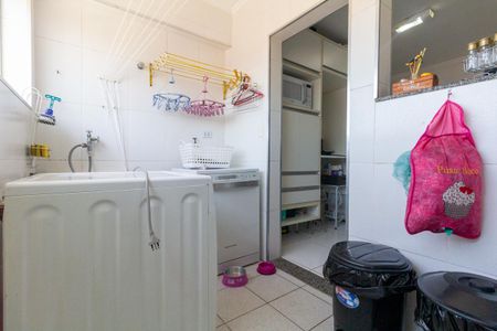 Apartamento à venda com 91m², 2 quartos e 1 vaga Apartamento à venda com 91m², 2 quartos e 1 vagaÁrea de Serviço