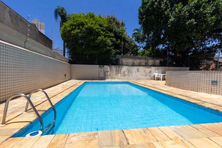 Apartamento à venda com 91m², 2 quartos e 1 vaga Apartamento à venda com 91m², 2 quartos e 1 vagaÁrea comum - Piscina