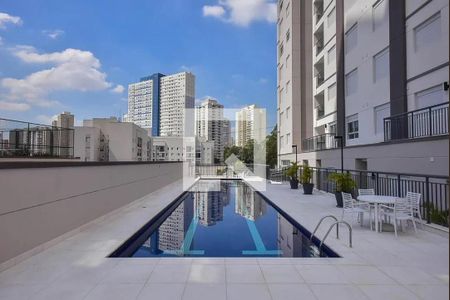 Apartamento para alugar com 75m², 2 quartos e 2 vagasÁrea comum - Piscina