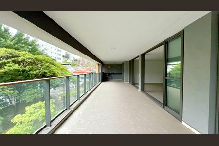 Varanda da Sala de apartamento à venda com 4 quartos, 274m² em Sumaré, São Paulo