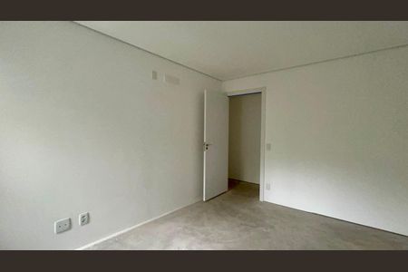 Apartamento à venda com 274m², 4 quartos e 4 vagasSuíte 3