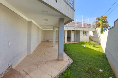 Casa de condomínio para alugar com 600m², 4 quartos e 5 vagas Casa de condomínio para alugar com 600m², 4 quartos e 5 vagasÁrea gourmet