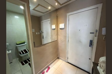 Apartamento à venda com 44m², 1 quarto e sem vagaHall de entrada