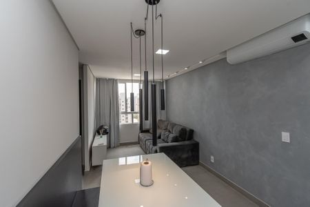 Sala de apartamento para alugar com 2 quartos, 57m² em Vila Real, Hortolândia