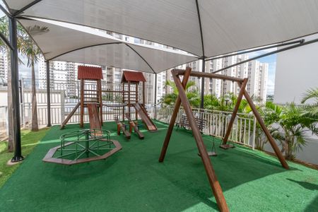 Apartamento para alugar com 57m², 2 quartos e 1 vaga Apartamento para alugar com 57m², 2 quartos e 1 vagaÁrea comum - Playground