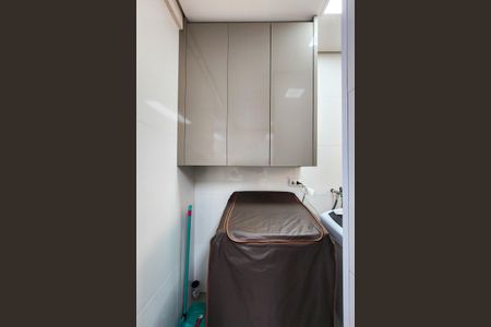 Apartamento à venda com 80m², 2 quartos e 1 vagaÁrea de Serviço 