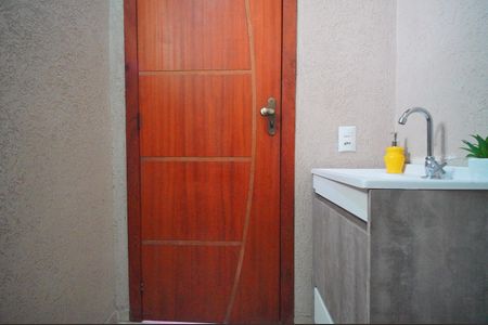 Casa à venda com 219m², 5 quartos e 2 vagasBanheiro 2