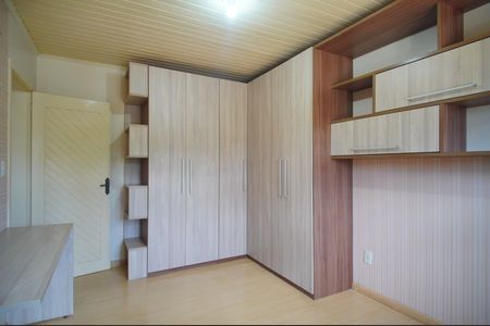 Casa à venda com 219m², 5 quartos e 2 vagasQuarto 4