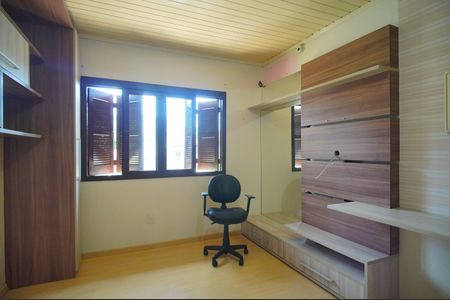 Casa à venda com 219m², 5 quartos e 2 vagasQuarto 4