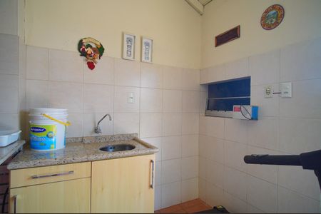 Casa à venda com 219m², 5 quartos e 2 vagasÁrea de Serviço