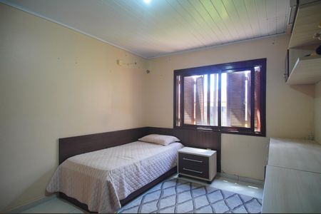 Casa à venda com 219m², 5 quartos e 2 vagasQuarto 1