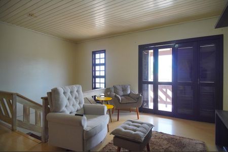 Casa à venda com 219m², 5 quartos e 2 vagasSala de TV