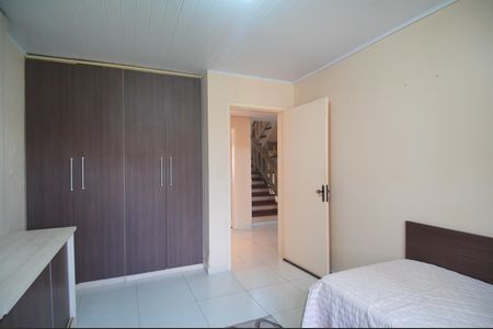 Casa à venda com 219m², 5 quartos e 2 vagasQuarto 1
