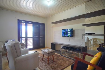 Casa à venda com 219m², 5 quartos e 2 vagasSala de TV