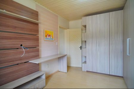 Casa à venda com 219m², 5 quartos e 2 vagasQuarto 4