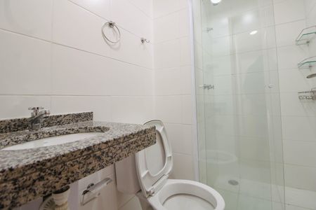 Banheiro Social de apartamento para alugar com 2 quartos, 44m² em Jardim Boa Vista (zona Oeste), Osasco