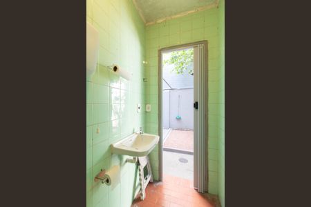 Casa à venda com 234m², 4 quartos e 1 vagaBanheiro de serviço