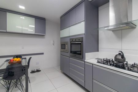 Casa à venda com 234m², 4 quartos e 1 vagaCozinha