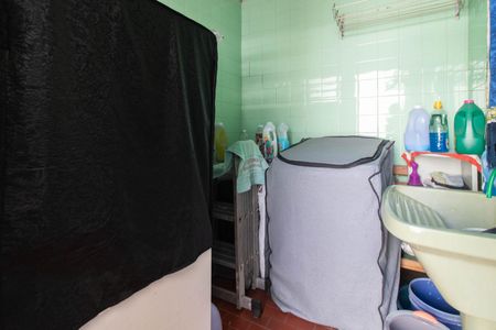 Casa à venda com 234m², 4 quartos e 1 vagaÁrea de Serviço