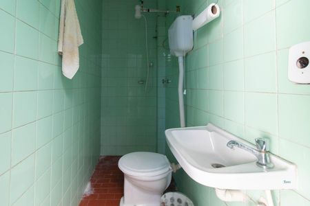 Casa à venda com 234m², 4 quartos e 1 vagaBanheiro de serviço