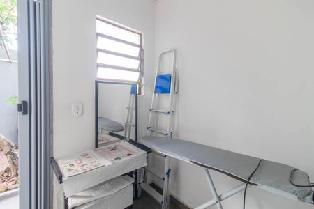 Casa à venda com 234m², 4 quartos e 1 vagaQuarto de Serviço