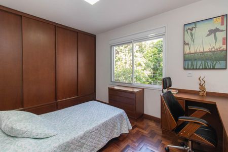 Casa à venda com 234m², 4 quartos e 1 vagaQuarto 1