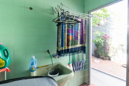 Casa à venda com 234m², 4 quartos e 1 vagaÁrea de Serviço