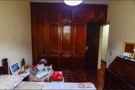 Apartamento à venda com 140m², 3 quartos e 2 vagasQuarto 2