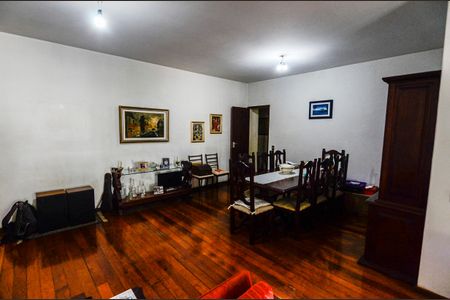 Apartamento à venda com 140m², 3 quartos e 2 vagasSala