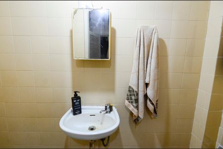 Apartamento à venda com 140m², 3 quartos e 2 vagasBanheiro de Serviço